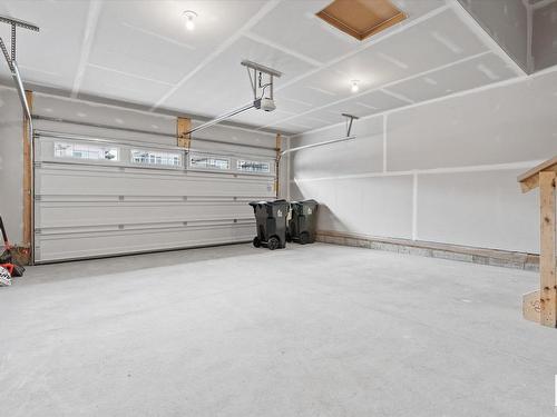 26 Ashbury Crescent, Spruce Grove, AB - Indoor Photo Showing Garage