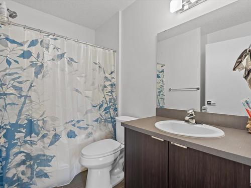 107 610 Calahoo Road, Spruce Grove, AB - Indoor Photo Showing Bathroom