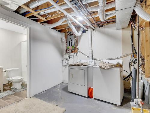 6807 12 Avenue, Edmonton, AB - Indoor Photo Showing Laundry Room