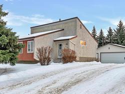 6807 12 Avenue  Edmonton, AB T6K 3J6