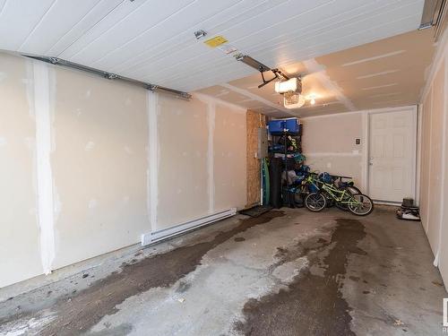 8 4850 Terwillegar Common, Edmonton, AB - Indoor Photo Showing Garage