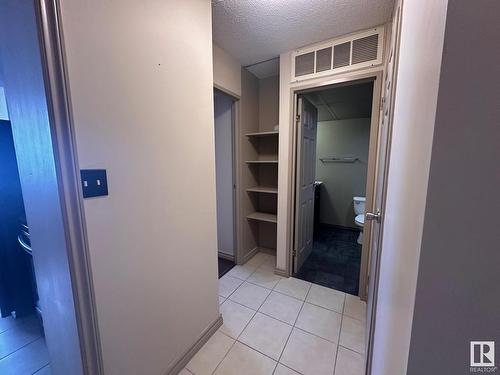 2101 9909 104 Street, Edmonton, AB - Indoor