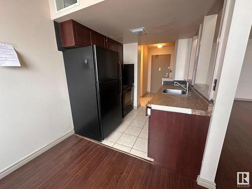 2101 9909 104 Street, Edmonton, AB - Indoor Photo Showing Kitchen