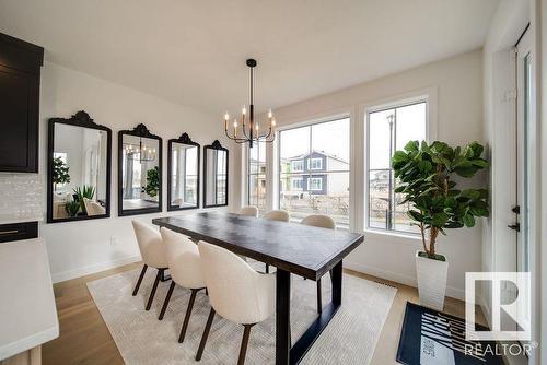 9624 99A Street, Edmonton, AB - Indoor Photo Showing Dining Room