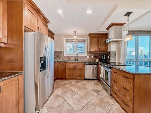 510 10142 111 Street, Edmonton, AB - Indoor Photo Showing Kitchen With Stainless Steel Kitchen