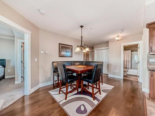 510 10142 111 Street, Edmonton, AB - Indoor Photo Showing Dining Room