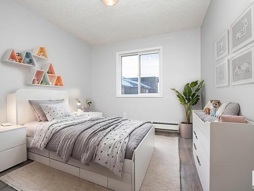 424 5005 165 Avenue, Edmonton, AB - Indoor Photo Showing Bedroom