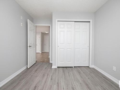 424 5005 165 Avenue, Edmonton, AB - Indoor Photo Showing Other Room