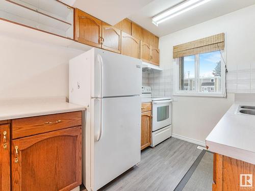 14656 121 Street, Edmonton, AB - Indoor Photo Showing Kitchen