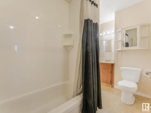 14656 121 Street, Edmonton, AB - Indoor Photo Showing Bathroom