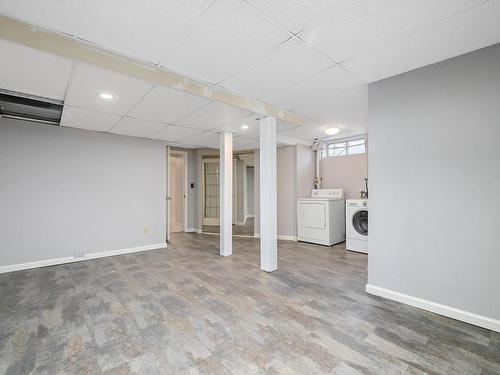 5 Warwick Road, Edmonton, AB - Indoor Photo Showing Laundry Room