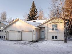 27 4630 17 Avenue  Edmonton, AB T6L 6H3