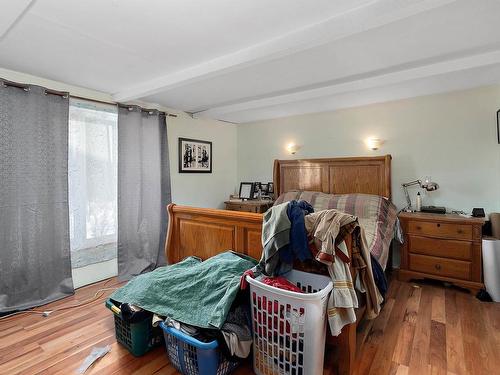 4923 49 Avenue, Barrhead, AB - Indoor Photo Showing Bedroom