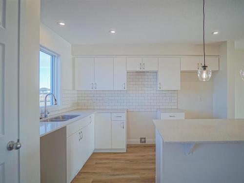 1557 Sandstone Boulevard, Sherwood Park, AB - Indoor Photo Showing Kitchen With Double Sink With Upgraded Kitchen