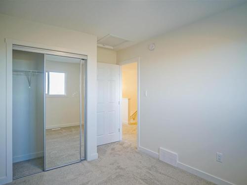 1557 Sandstone Boulevard, Sherwood Park, AB - Indoor Photo Showing Other Room