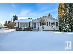 8 Swallow Crescent  St. Albert, AB T8N 0K7