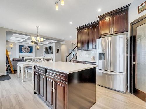 30 Santa Fe Court, Fort Saskatchewan, AB - Indoor Photo Showing Kitchen