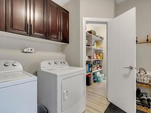 30 Santa Fe Court, Fort Saskatchewan, AB - Indoor Photo Showing Laundry Room