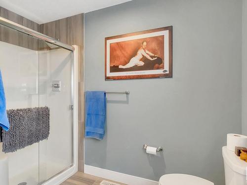 30 Santa Fe Court, Fort Saskatchewan, AB - Indoor Photo Showing Bathroom