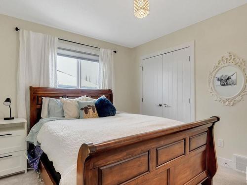 30 Santa Fe Court, Fort Saskatchewan, AB - Indoor Photo Showing Bedroom