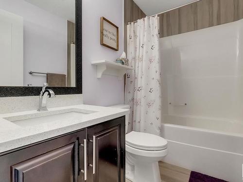 30 Santa Fe Court, Fort Saskatchewan, AB - Indoor Photo Showing Bathroom