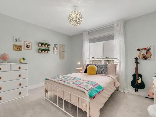 30 Santa Fe Court, Fort Saskatchewan, AB - Indoor Photo Showing Bedroom