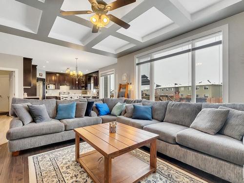 30 Santa Fe Court, Fort Saskatchewan, AB - Indoor Photo Showing Living Room