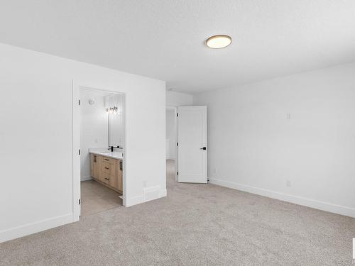 129 Hilton Cove, Spruce Grove, AB - Indoor Photo Showing Other Room