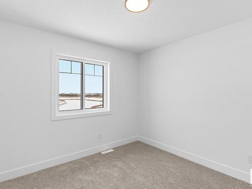 129 Hilton Cove, Spruce Grove, AB - Indoor Photo Showing Other Room