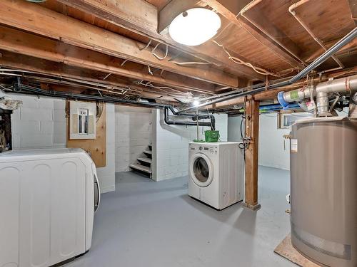 11712 84 Street, Edmonton, AB - Indoor Photo Showing Laundry Room