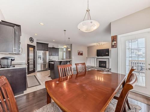 8402 94 Street, Morinville, AB - Indoor Photo Showing Dining Room