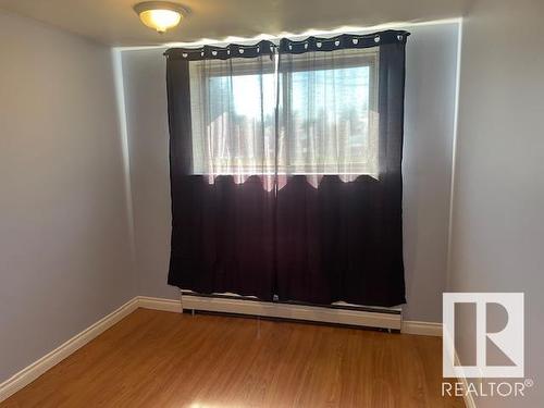 17 9740 62 Street, Edmonton, AB - Indoor Photo Showing Other Room