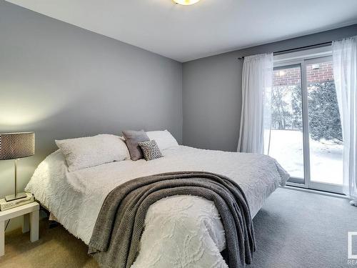 87 Westbrook Drive, Edmonton, AB - Indoor Photo Showing Bedroom