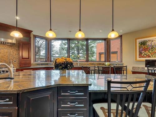 87 Westbrook Drive, Edmonton, AB - Indoor Photo Showing Dining Room