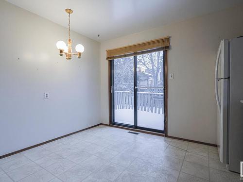 7518 183A Street Nw, Edmonton, AB - Indoor Photo Showing Other Room