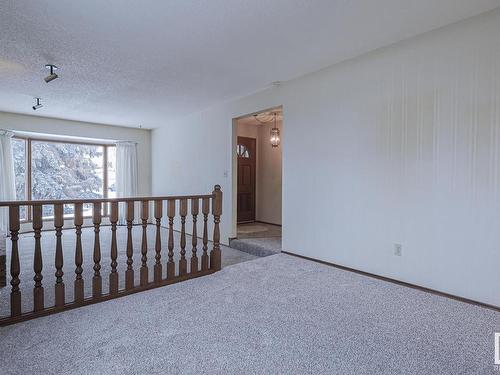 7518 183A Street Nw, Edmonton, AB - Indoor Photo Showing Other Room