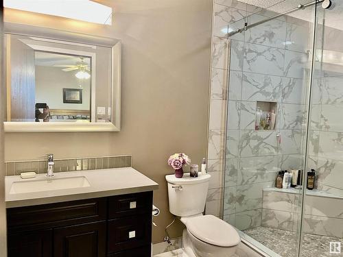 4126 46 Street, Vegreville, AB - Indoor Photo Showing Bathroom