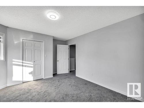 Edmonton, AB - Indoor Photo Showing Other Room