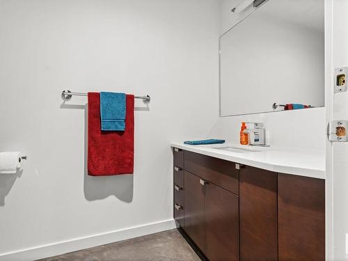 6428 Ada Boulevard, Edmonton, AB - Indoor Photo Showing Bathroom