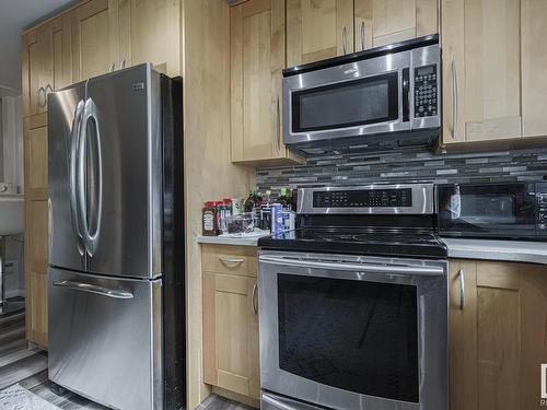 4807 122A Street, Edmonton, AB - Indoor Photo Showing Kitchen