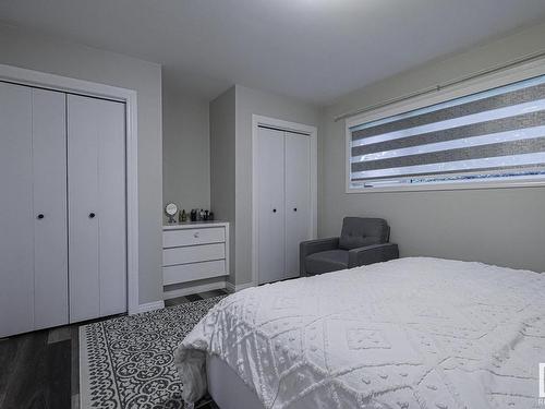 4807 122A Street, Edmonton, AB - Indoor Photo Showing Bedroom