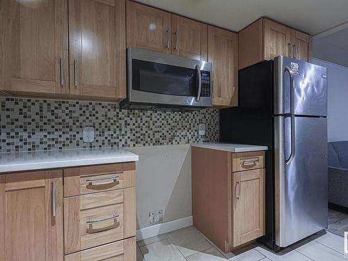 4807 122A Street, Edmonton, AB - Indoor Photo Showing Kitchen