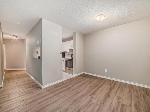 203 11218 80 Street, Edmonton, AB - Indoor Photo Showing Other Room