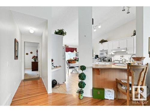 13825 130 Avenue, Edmonton, AB - Indoor Photo Showing Kitchen