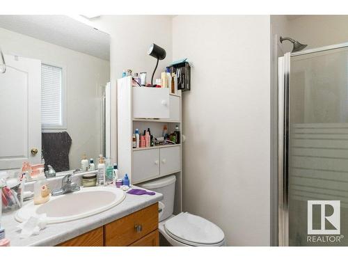 12928 137 Street, Edmonton, AB - Indoor Photo Showing Bathroom