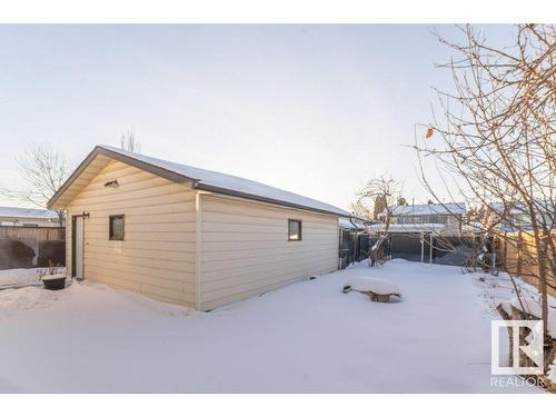 14530 30 Street Nw, Edmonton, AB - Outdoor