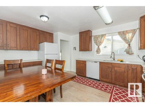 14530 30 Street Nw, Edmonton, AB - Indoor Photo Showing Kitchen