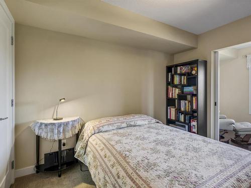 302 5025 Edgemont Boulevard Nw, Edmonton, AB - Indoor Photo Showing Bedroom