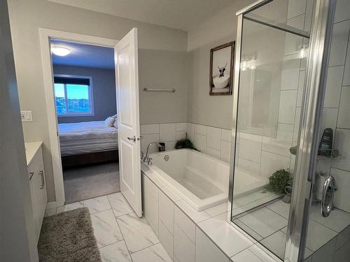 147 Stiles Bend, Leduc, AB - Indoor Photo Showing Bathroom