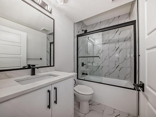 2-12122 43 Street, Edmonton, AB - Indoor Photo Showing Bathroom